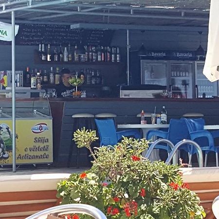 Perla Hotel Saranda Luaran gambar