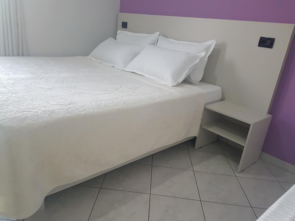 Perla Hotel Saranda Luaran gambar