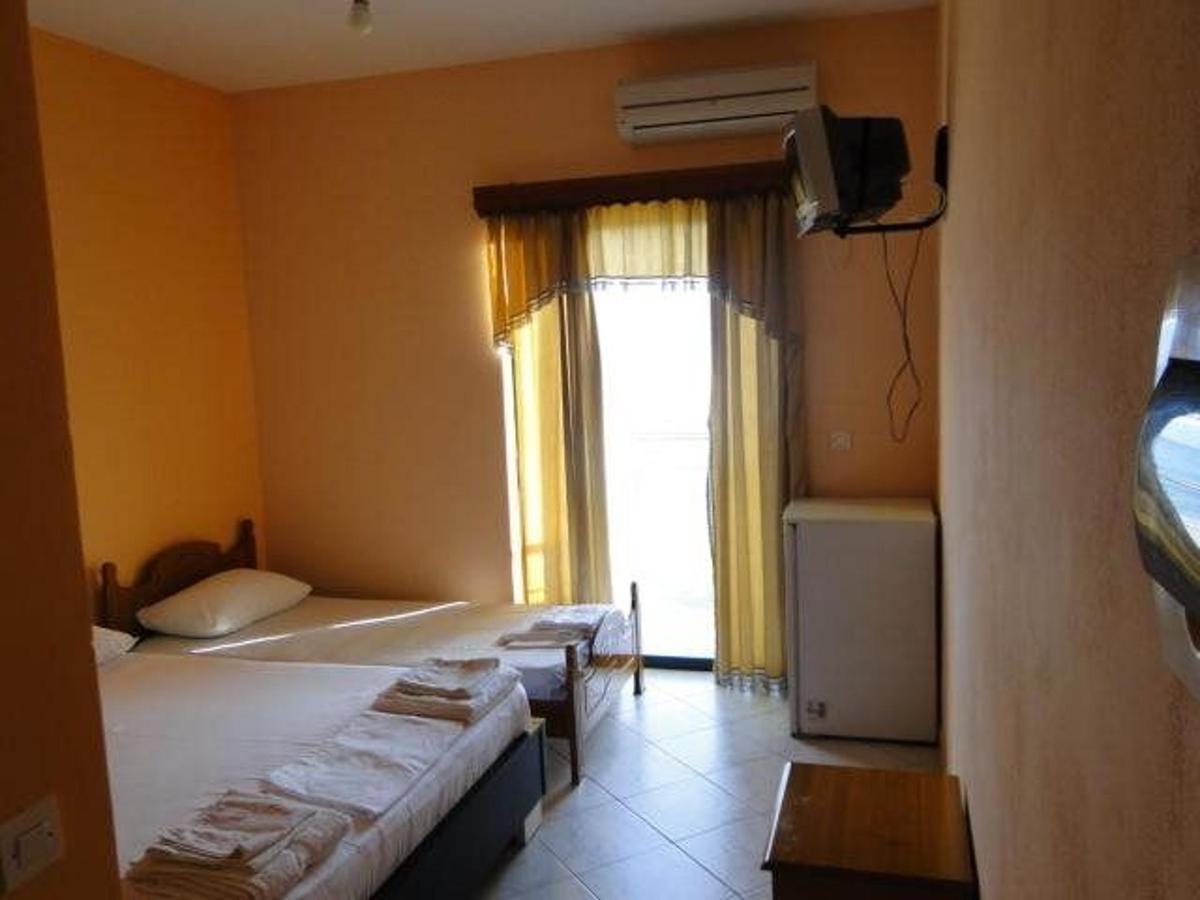 Perla Hotel Saranda Luaran gambar